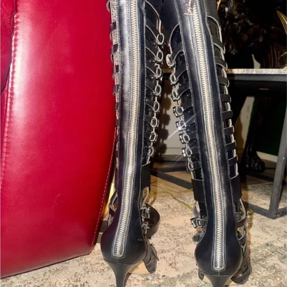 🔥 Michael Kors Gladiator Heels – Super Sexy Statement Boots! - Picture 3 of 6